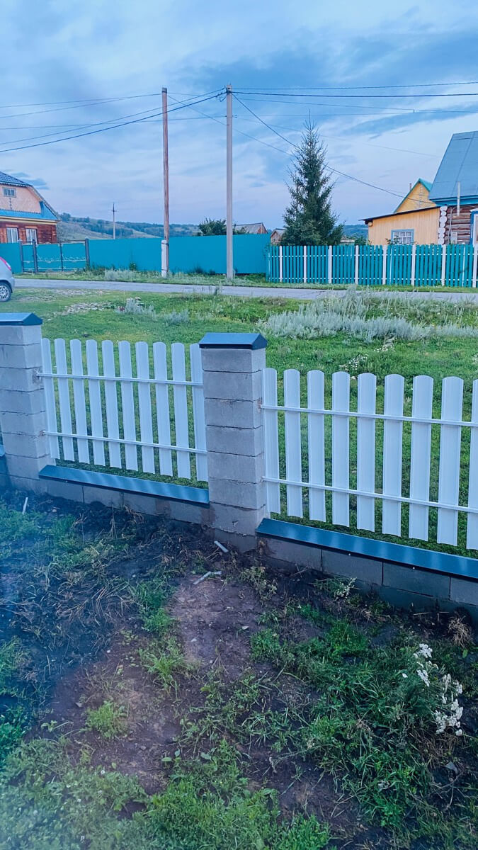 Забор из евроштакетника 16м RAL9003/9003 Белый двусторонний фото 6 в Бугульме
