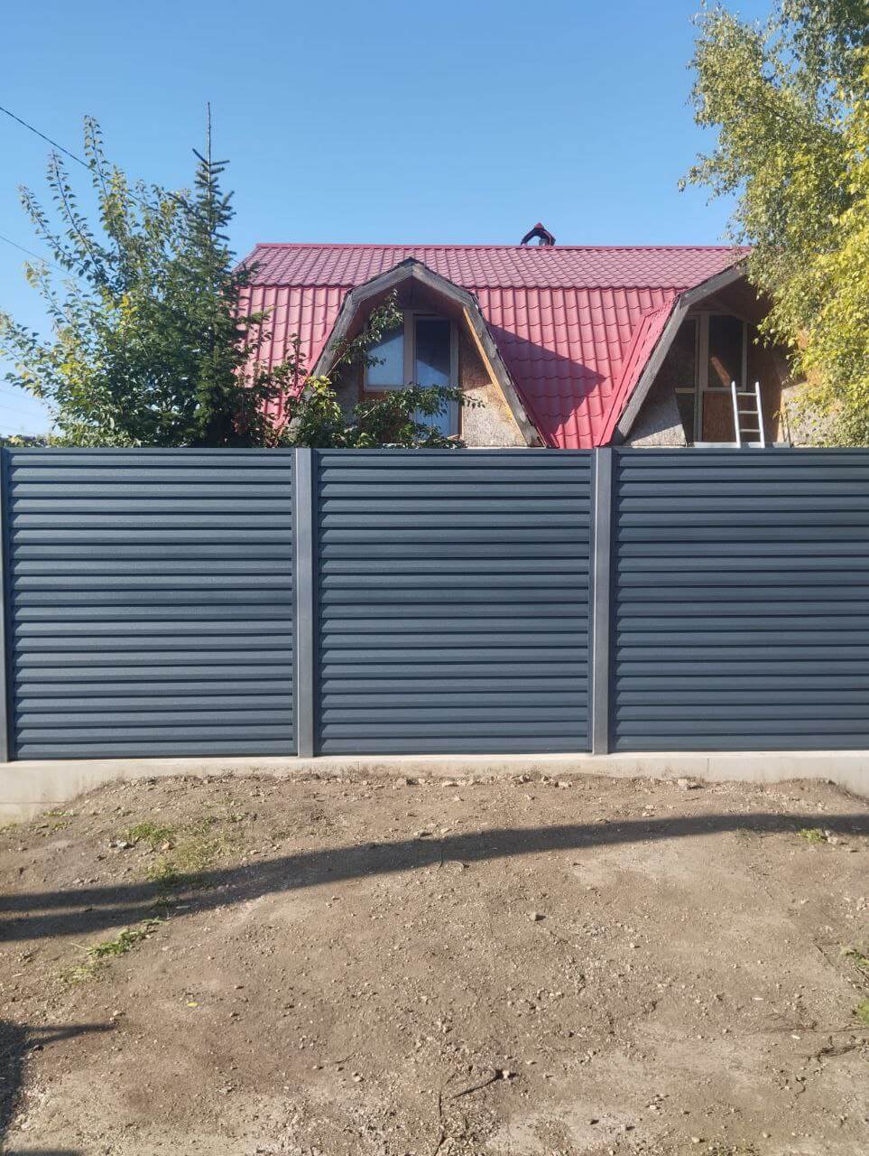 Забор-жалюзи из ламелей Реснички 54м RAL7024/7024 Серый Графит двусторонний МАТТЕ в Бугульме